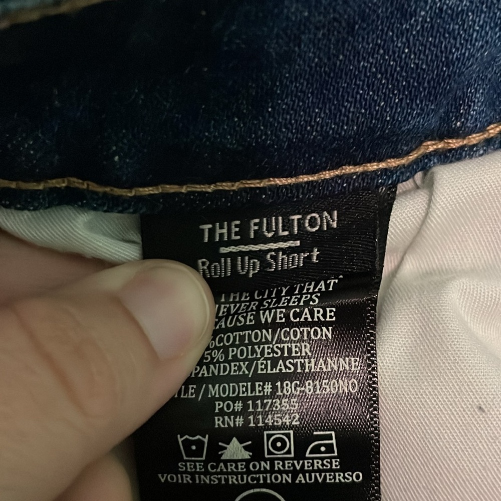 BlankNYC The Fulton Roll Up Shorts - Picture 10 of 11